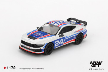 1:64 Ford Mustang Dark Horse #24 Ford Performance Racing School - blister