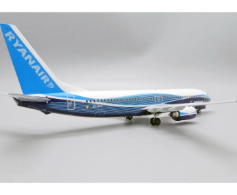 1:200 Boeing B737-8AS Ryanair ″Dreamliner″ Colors