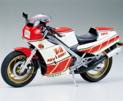 1:12 Yamaha RZV500R