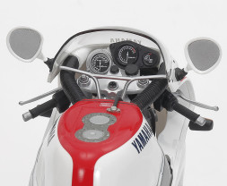 1:12 Yamaha FZR750R (OW01)